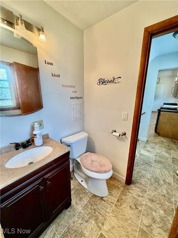 2800 Norma Street, Cuyahoga Falls, OH 44223