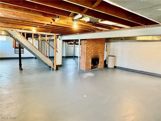 2800 Norma Street, Cuyahoga Falls, OH 44223