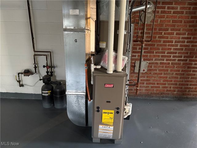 2800 Norma Street, Cuyahoga Falls, OH 44223