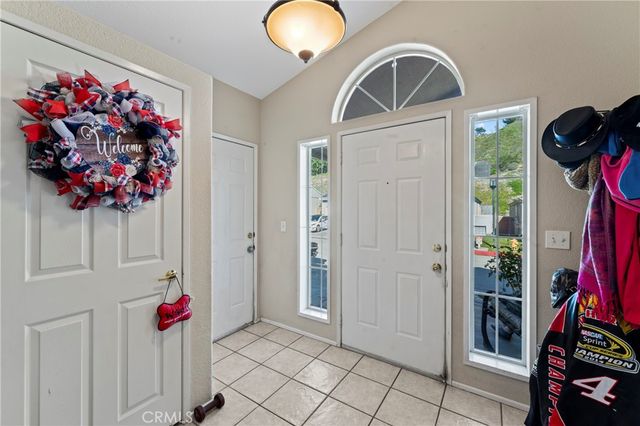 20176 Canyon View, Canyon Country, CA 91351
