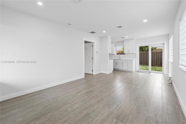 831 NE 40th Street 3, Oakland Park, FL 33334