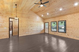 905 N Walnut Street, Winnsboro, TX 75494