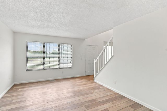 380 Shady Spring Drive, Columbus, OH 43230