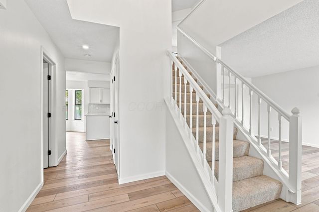 380 Shady Spring Drive, Columbus, OH 43230