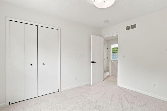 380 Shady Spring Drive, Columbus, OH 43230
