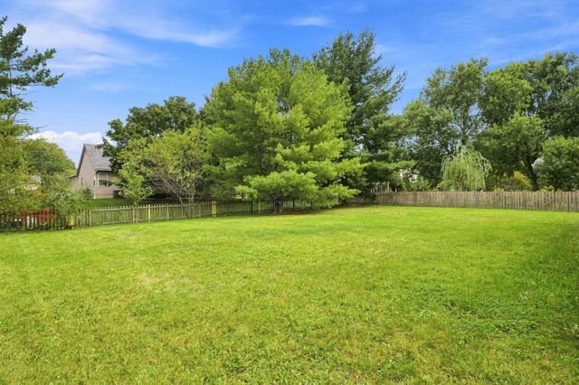 380 Shady Spring Drive, Columbus, OH 43230