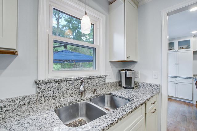 123 Plantation Drive, Summerville, SC 29485