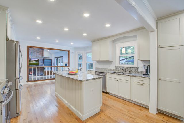 123 Plantation Drive, Summerville, SC 29485