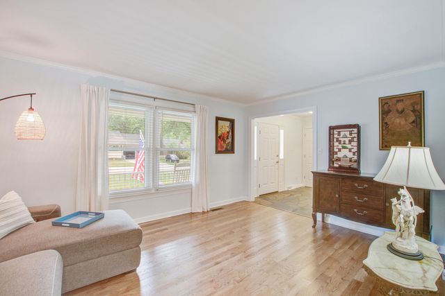 123 Plantation Drive, Summerville, SC 29485