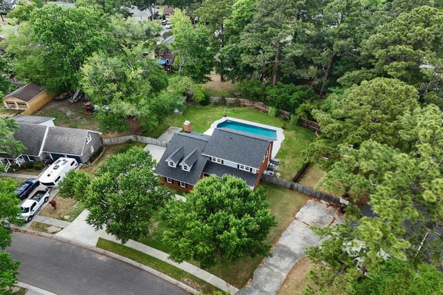 123 Plantation Drive, Summerville, SC 29485