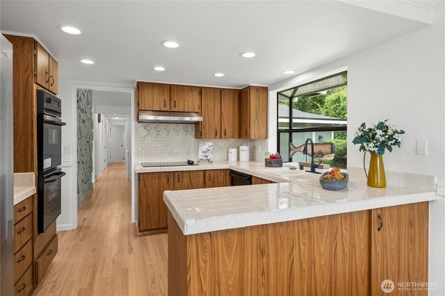 13214 Emerald Drive NW, Gig Harbor, WA 98329