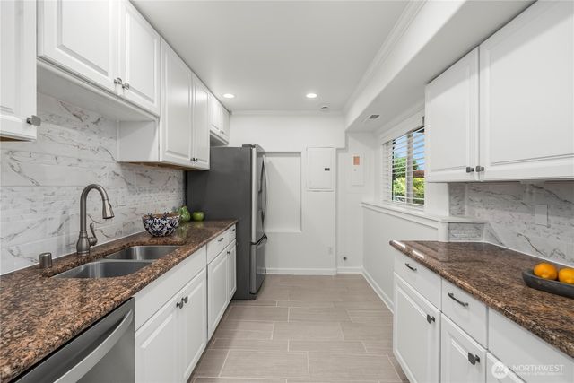 13214 Emerald Drive NW, Gig Harbor, WA 98329