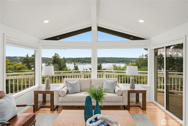 13214 Emerald Drive NW, Gig Harbor, WA 98329