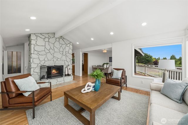 13214 Emerald Drive NW, Gig Harbor, WA 98329