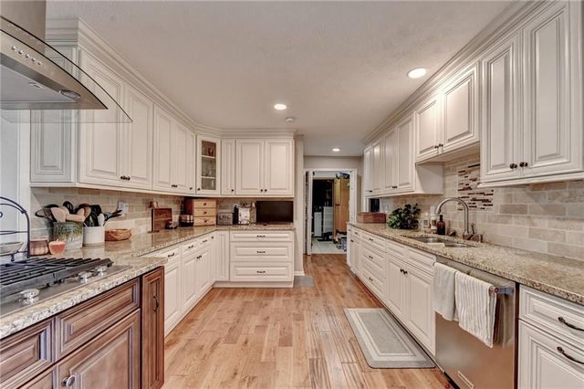 6474 Dahlonega Highway, Clermont, GA 30527