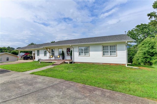 6474 Dahlonega Highway, Clermont, GA 30527