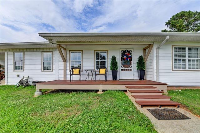 6474 Dahlonega Highway, Clermont, GA 30527