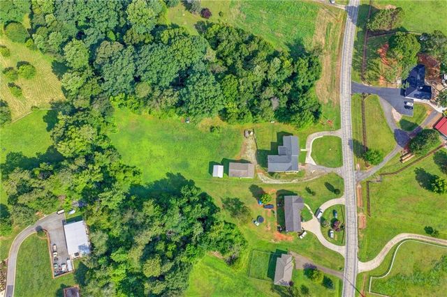 6474 Dahlonega Highway, Clermont, GA 30527