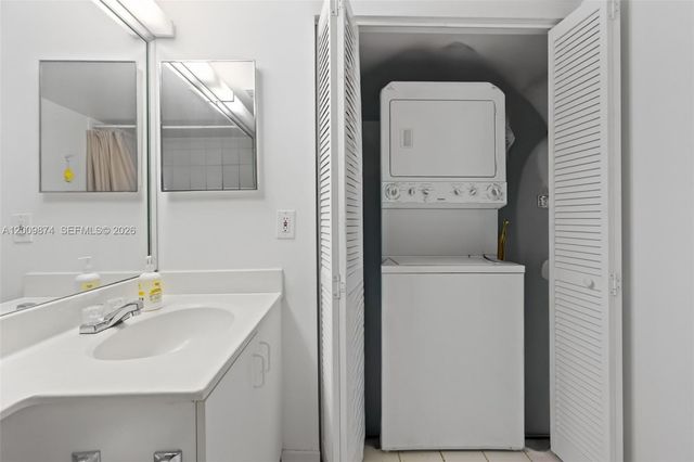 3300 NE 191st St 609, Aventura, FL 33180