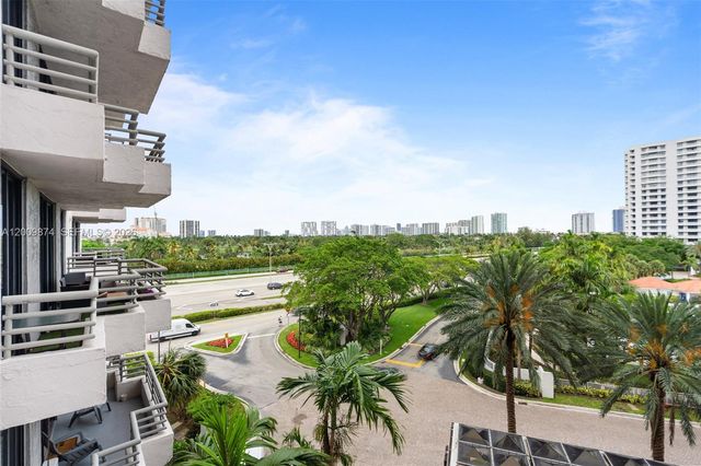 3300 NE 191st St 609, Aventura, FL 33180