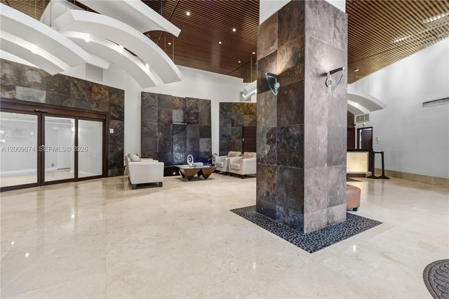 3300 NE 191st St 609, Aventura, FL 33180