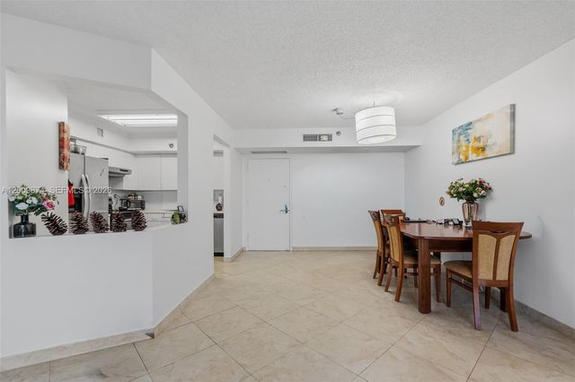 3300 NE 191st St 609, Aventura, FL 33180