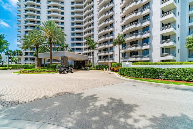 3300 NE 191st St 609, Aventura, FL 33180