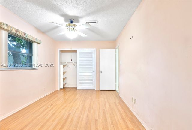 7102 NW 71st St, Tamarac, FL 33321
