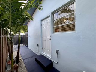 7137 SW 22nd St BACK, Miami, FL 33155