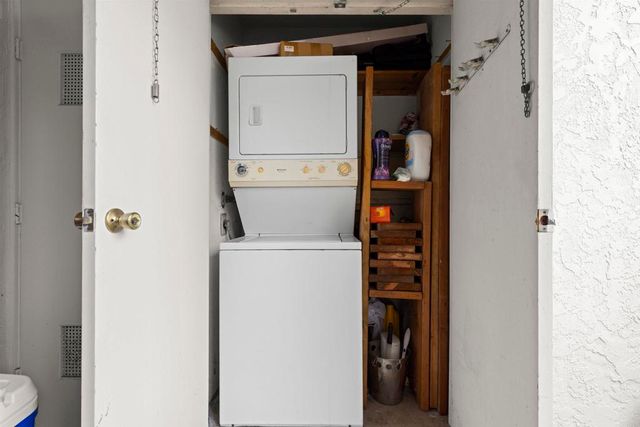 13095 Wimberly Square 107, San Diego, CA 92128