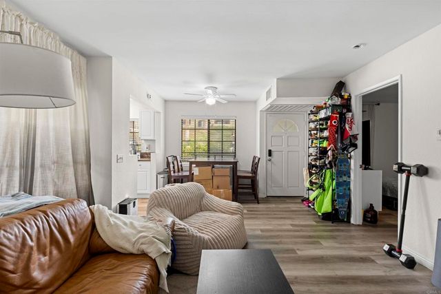 13095 Wimberly Square 107, San Diego, CA 92128