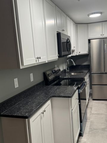 175 Ward St 32, Revere, MA 02151