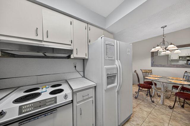 4836 NE 23rd Avenue 4, Fort Lauderdale, FL 33308