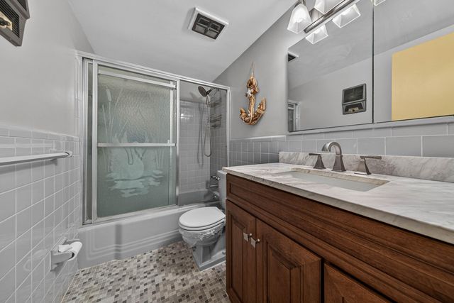 4836 NE 23rd Avenue 4, Fort Lauderdale, FL 33308