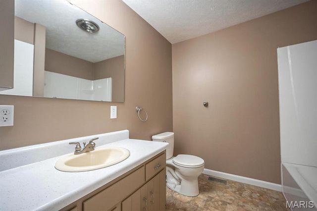 508 Franklin Avenue, Troy, IL 62294