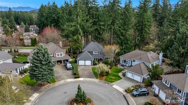 3915 245th Court SE, Sammamish, WA 98029