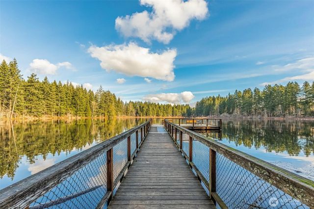 3915 245th Court SE, Sammamish, WA 98029