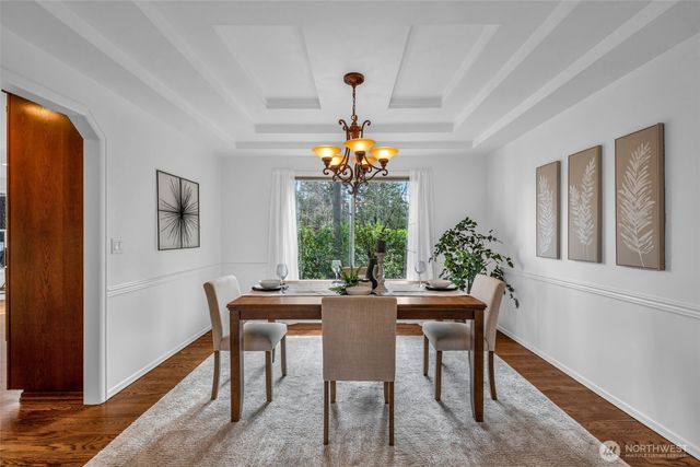 3915 245th Court SE, Sammamish, WA 98029