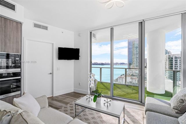 2900 NE 7th Avenue 1609, Miami, FL 33137
