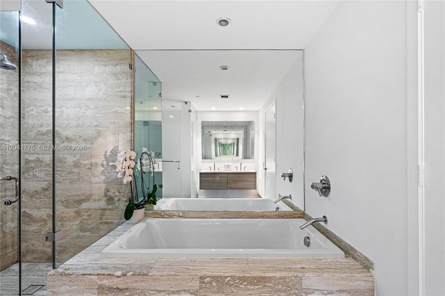 2900 NE 7th Avenue 1609, Miami, FL 33137