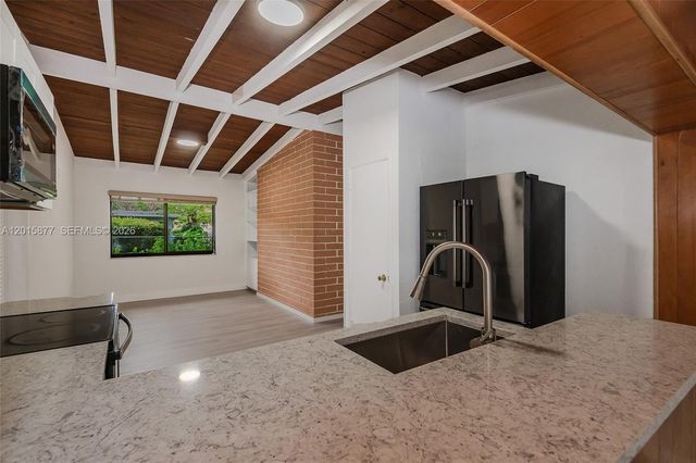 12725 SW 80th Ave, Pinecrest, FL 33156