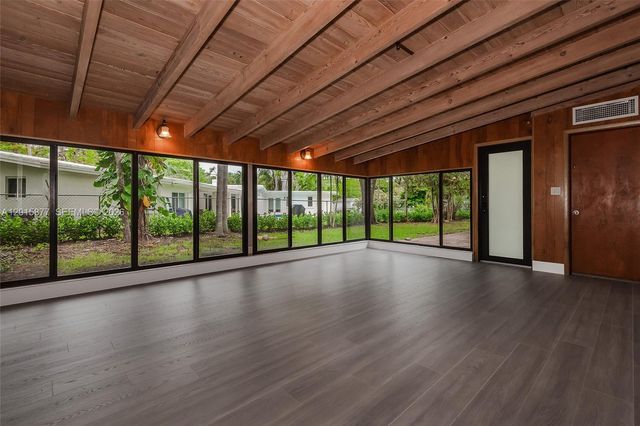 12725 SW 80th Ave, Pinecrest, FL 33156