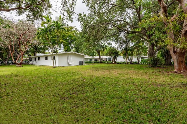 12725 SW 80th Ave, Pinecrest, FL 33156