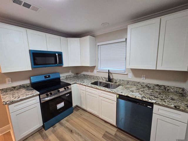 3454 Sterling Dr, Baton Rouge, LA 70814