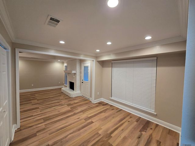 3454 Sterling Dr, Baton Rouge, LA 70814