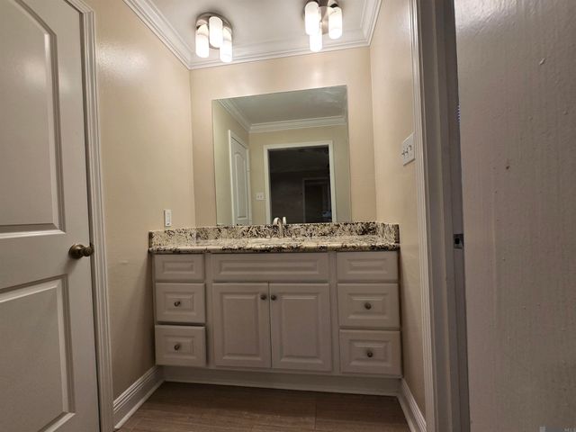 3454 Sterling Dr, Baton Rouge, LA 70814
