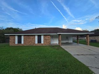 3454 Sterling Dr, Baton Rouge, LA 70814