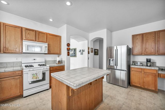 1374 Mountain Rose Drive, Fernley, NV 89408