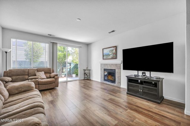 1374 Mountain Rose Drive, Fernley, NV 89408