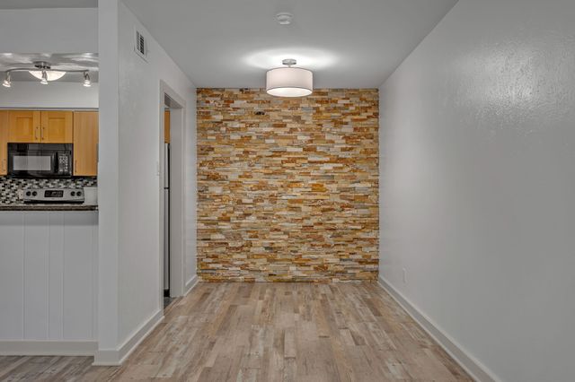 4837 Cedar Springs Road 215, Dallas, TX 75219